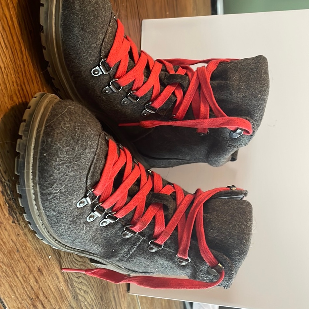Grey “hiking boots”
